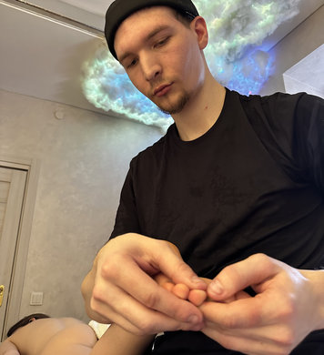 Максим