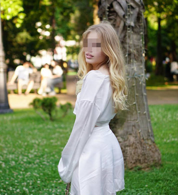 Ева